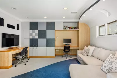 4 Jones Circle, Barrington, RI 02806 - Photo 14
