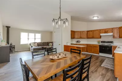 136 Hope Hill Terrace, Cranston, RI 02921 - Photo 12