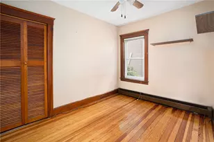 147 Tweed St, Pawtucket, RI 02861 - Photo 16