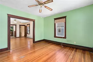 147 Tweed St, Pawtucket, RI 02861 - Photo 22