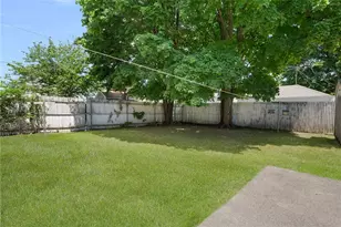 147 Tweed St, Pawtucket, RI 02861 - Photo 38