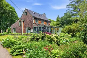 68 Captains Cir, Tiverton, RI 02878 - Photo 2