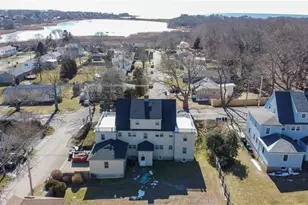 118 Ruggles Ave, Newport, RI 02840 - Photo 4