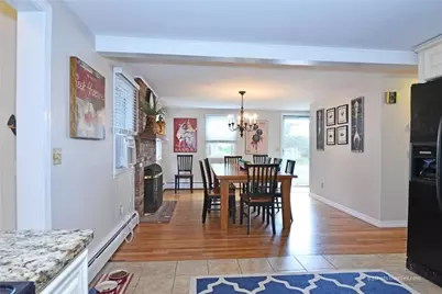 17 Melbourne Drive, Narragansett, RI 02882 - Photo 2