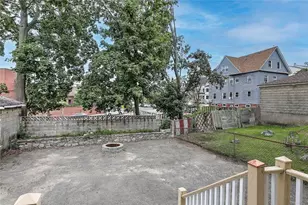 16 Duncan Ave, Providence, RI 02906 - Photo 26