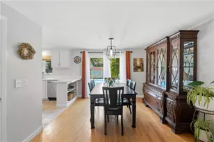 187 Love Ln, Warwick, RI 02886 - Photo 8