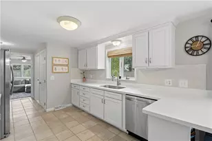 187 Love Ln, Warwick, RI 02886 - Photo 12