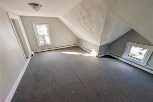 18 Berkley St, Providence, RI 02746 - Photo 12