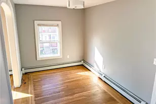 18 Berkley St, Providence, RI 02746 - Photo 8