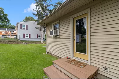 50 Memorial Avenue, Johnston, RI 02919 - Photo 22