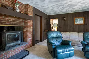 117 S Killingly Rd, Foster, RI 02825 - Photo 22