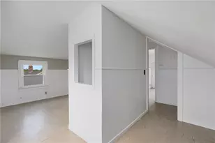 37 Reservoir Rd, Middletown, RI 02842 - Photo 20