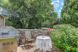 129 Seaside Dr, Jamestown, RI 02835 - Photo 38
