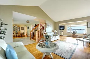 129 Seaside Dr, Jamestown, RI 02835 - Photo 22