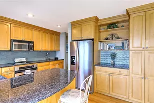 129 Seaside Dr, Jamestown, RI 02835 - Photo 16