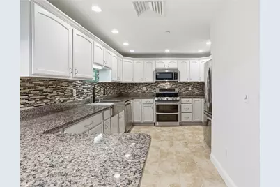 1 Tupperware Drive #316, North Smithfield, RI 02896 - Photo 4