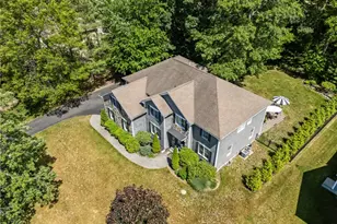 470 Sylvan Ct, North Kingstown, RI 02874 - Photo 4