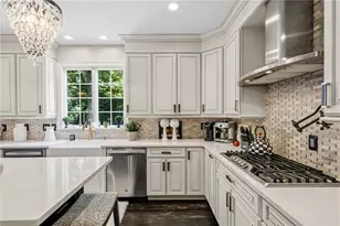 470 Sylvan Ct, North Kingstown, RI 02874 - Photo 16