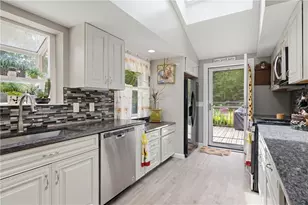 1625 Victory Hwy, Coventry, RI 02827 - Photo 36