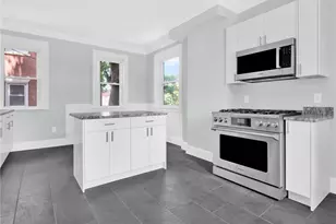 166 Waterman St, Providence, RI 02906 - Photo 6