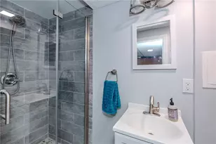 72 Second Point Rd, Warwick, RI 02889 - Photo 14
