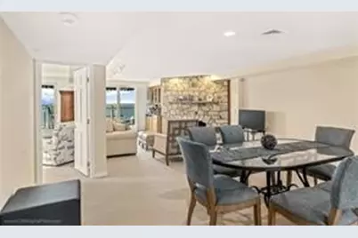 31 Coddinton #8, Newport, RI 02840 - Photo 8