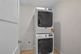 79 Birch St, Pawtucket, RI 02860 - Photo 26