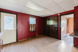 15 Hope Ct, West Warwick, RI 02893 - Photo 8