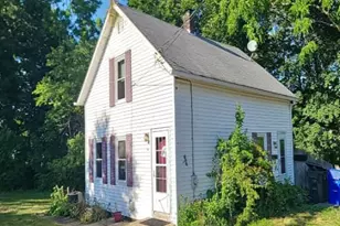 15 Hope Ct, West Warwick, RI 02893 - Photo 1