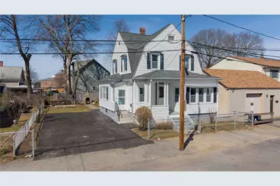 15 Redfern Street, North Providence, RI 02911 - Photo 2