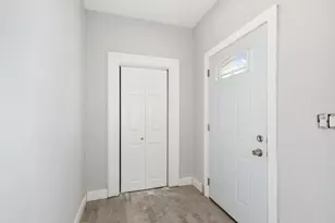 124 River Ave, Providence, RI 02908 - Photo 8