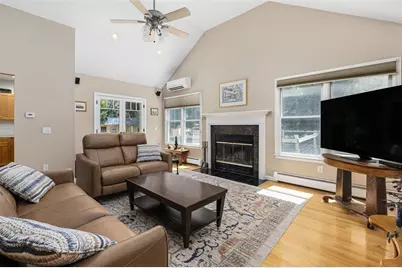 15 Little Pond County Road, Cumberland, RI 02864 - Photo 8