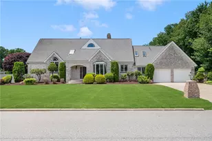 40 Alpine Estates Dr, Cranston, RI 02921 - Photo 4
