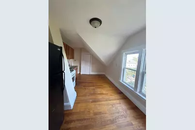 1018 Cranston Street #3, Cranston, RI 02920 - Photo 4