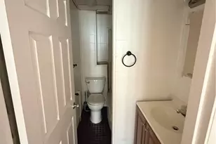 171 Montgomery Ave, Providence, RI 02905 - Photo 10