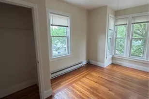 171 Montgomery Ave, Providence, RI 02905 - Photo 4