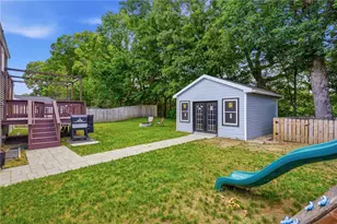 120 Pepin St, West Warwick, RI 02893 - Photo 32