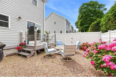 96 Seafare Lane, Portsmouth, RI 02871 - Photo 16