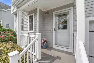 96 Seafare Ln, Portsmouth, RI 02871 - Photo 4