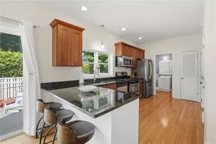 96 Seafare Ln, Portsmouth, RI 02871 - Photo 12