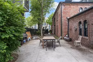 369 Thayer St, Providence, RI 02906 - Photo 4