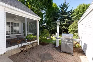 225 Greenwood Ave, Warwick, RI 02886 - Photo 32