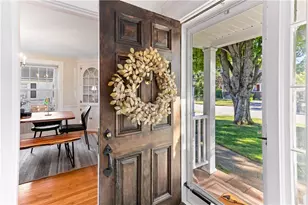 225 Greenwood Ave, Warwick, RI 02886 - Photo 4