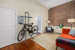 775 Potters Ave, Providence, RI 02907 - Photo 10