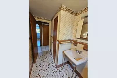 27 Clifton Avenue, Coventry, RI 02816 - Photo 10