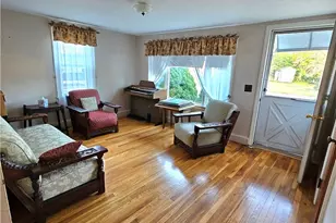 27 Clifton Ave, Coventry, RI 02816 - Photo 10