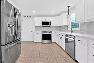 2 Brookfield Rd, Coventry, RI 02816 - Photo 20
