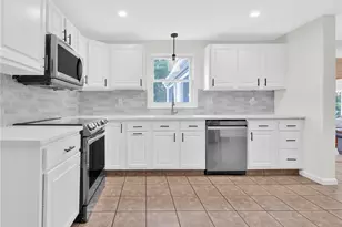 2 Brookfield Rd, Coventry, RI 02816 - Photo 18