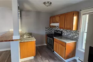 74 Watson St, Central Falls, RI 02863 - Photo 4