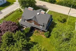 84 Rodman St, Narragansett, RI 02882 - Photo 46